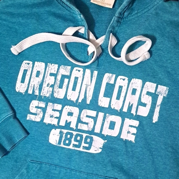 Oregon Coast Seaside hoodie by RetroVision Apparel in Medium - Picture 1 of 4